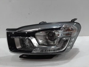 Faro delantero izquierdo SSANGYONG KORANDO Mk3 N/S 2016 pasajeros - Imagen 1 de 10