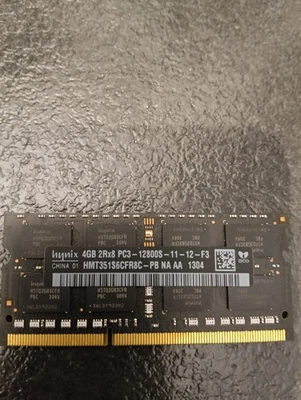 HYNIX HMT351S6CFR8C-PB NA AA 1304 RAM LAPTOP DDR3 SO DIMM 4GB (2Rx8) PC3-12800S - Immagine 1 di 2