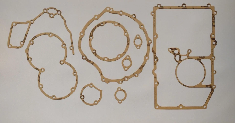 Juego de juntas inferiores Triumph 1991 3 cilindros 885 en Daytona y Trophy 900 Foto 1 de 1