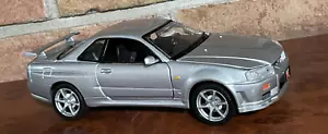 NISSAN SKYLINE GT-R Diescast Car 1:24 MOTOR MAX RARE FIND SILVER - Picture 1 of 9