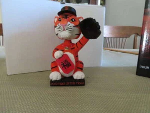 2010 Year of the Tiger San Francisco Giants Bobblehead rare bx505 - Picture 1 of 2