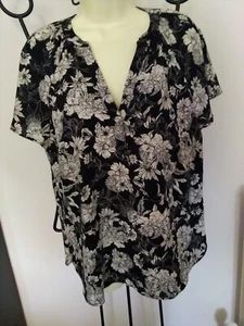 H&M Side 16 Black /Off White Lightweight Blouse. Tunic Style NWOTS - Picture 1 of 8