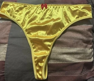 vintage Second Skin thong Size 1xL panties Poly Gloss Yellow - Picture 1 of 4