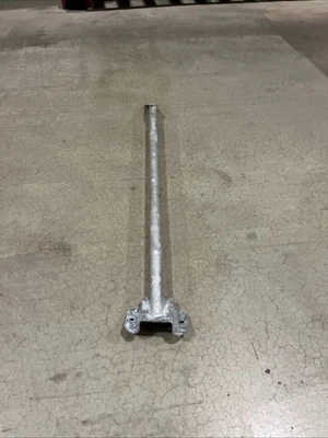 41575053 Carretilla de remolque U-Haul LH Conjunto de soporte Foto 1 de 4