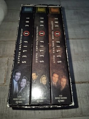 The X-Files: Boxed Set Vol. 3 (VHS, 1996) 3-Tape Set - Image 1 of 4