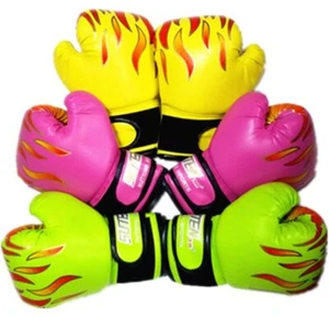 Flames 2-6 años Niños Taekwondo Guantes de Boxeo Muay Thai Bolso Divertido Punch Guantes de Entrenamiento - Imagen 1 de 12