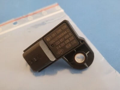 New and Genuine Renault, Air Pressure Sensor 223657458R - Image 1 of 4