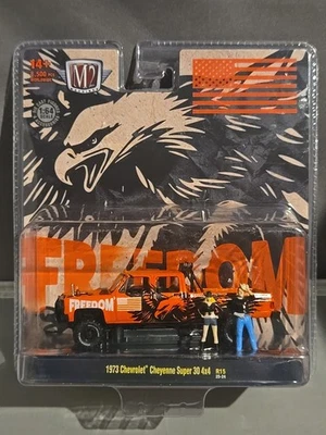 2025 M2 Machines Diorama  1973 Chevrolet Cheyenne Super 30 4x4 Freedom R15 25-24 - Image 1 of 4