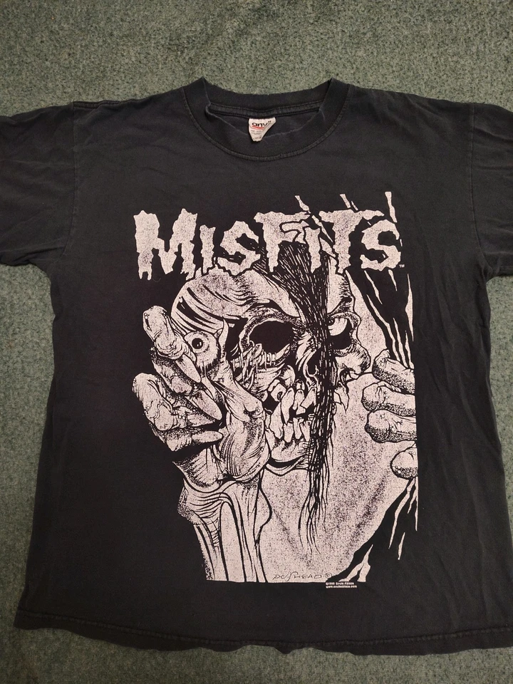 Misfits Vintage 1998 Pushead T-shirt Black Size M Danzig Rare Punk Rock 90s Vtg - Image 1 of 4