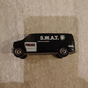 Matchbox S.W.A.T. 1999 Furgoneta Ford Panel Police negra MB444 - fundido a presión escala 1:80 - Imagen 1 de 5