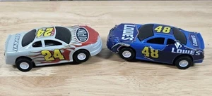 Jeff Gordon Dupont 24 & Jimmie Johnson Lowes Slot Cars Unbranded - Picture 1 of 12