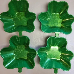 "Cuentos de melamina del día St Patricks trébol en forma de trébol postre para ensalada verde de 7" - Imagen 1 de 8