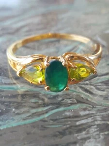 Green Onyx Oval Cut And 2 Pear Cut Peridot Ring 14kt Solid Yellow Gold  - Picture 1 of 12