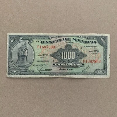 Billete de 1000 pesos de México raro pirámide de Chichén Itzá 1977 moneda Cuauhtémoc Foto 1 de 4