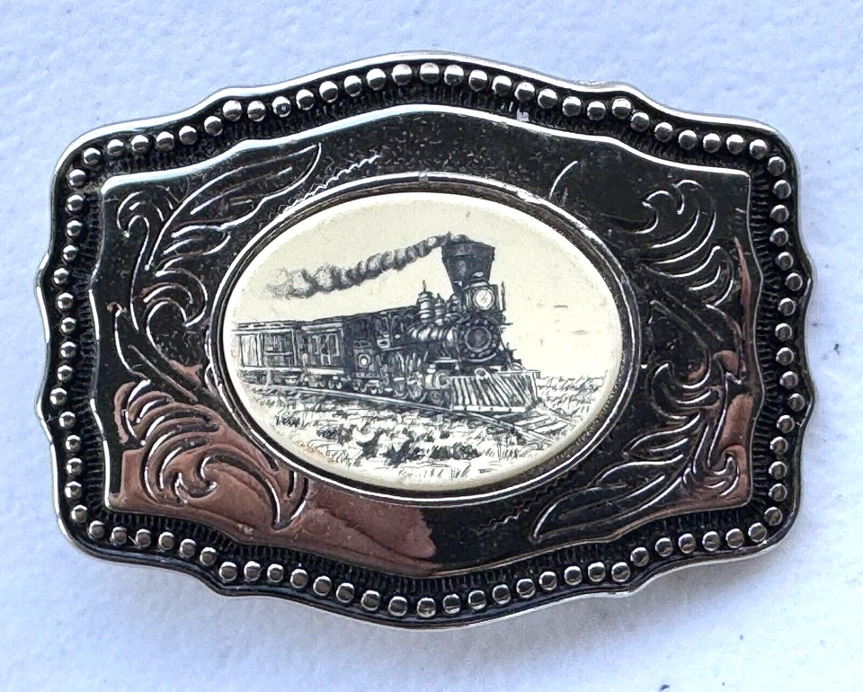 VINTAGE SILVER TONE FAUX SCRIMSHAW TRAIN LOCOMOTIVE ENGINE BELT BUCKLE - Image 1 of 3