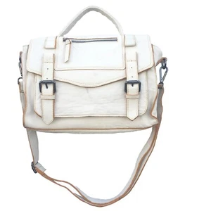 Great By Sandie Paris Gorgeous Cream Ivory Sheep Leather Crossbody Purse - Picture 1 of 10