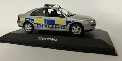Strathclyde Police Ford Mondeo Code 3 1/43 Minichamps - Image 1 of 4