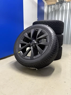 Neu Original Tesla Model X 20 Zoll Winterräder 1620221-00-B 1620222-00-B - Bild 1 von 4