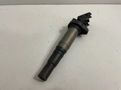 Катушка зажигания высокого напряжения BMW X5 F15 7575010 бензиновая 2015 13831635 - Изображение 1 из 4