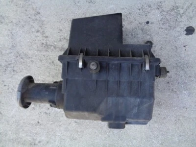 BMW 525i E34 1989 admisión filtro filtro caja silenciador superior e inferior OEM Foto 1 de 4