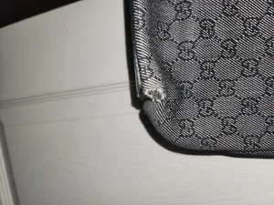 Gucci Handbag Authentic - Picture 1 of 3
