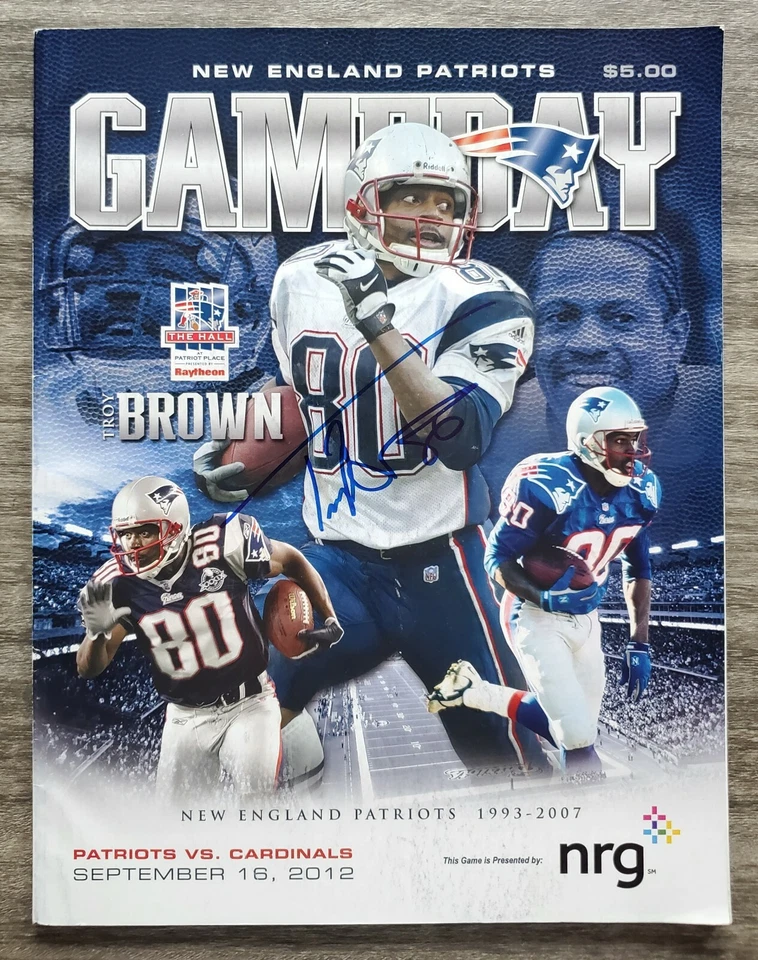 Трой Браун подписанный журнал игровой программы New England Patriots NFL HOF RAD - Изображение 1 из 1