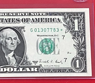 1988 A  STAR NOTE $1 DOLLAR BILL ( CHICAGO G ) UNCIRCULATED - Image 1 of 3