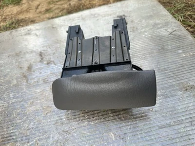 2000 2006 Toyota Tundra Sequoia Dash Cup Holder  Insert Twin Gray. — 第 1/4 张图片