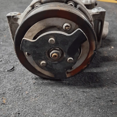 1K0820808FX Compressore a/c  AUDI A3 Cabrio (8P) 1.9 TDI FAP Cbr 2p/d/1896cc - Immagine 1 di 4