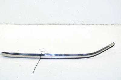 Cinturón de ventana de puerta trasera izquierda Nissan Murano 2015-24 moldura exterior 82821-5BC0A OEM Foto 1 de 4