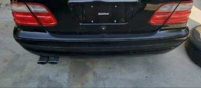PARAGOLPES TRASERO NEGRO MERCEDES-BENZ CLK 55 AMG 208 1998-2000-2001-2002-2003 Foto 1 de 4