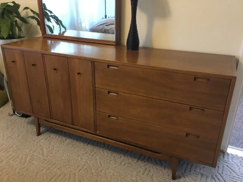 AMERICAN OF MARTINSVILLE Mid Century Modern MCM Walnut Dresser & Mirror Credenza Cover