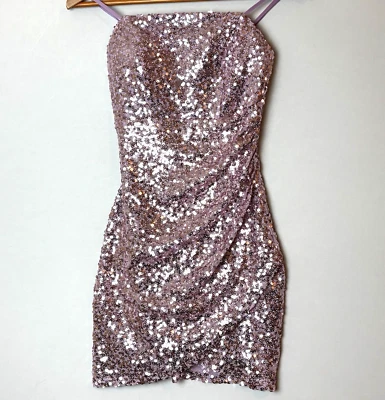 Mini Vestido Cristal Cielo Rosa Lentejuelas PEQUEÑO Correa de Espagueti Brillante Swiftie Foto 1 de 4