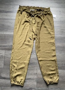 Motherhood Maternity Underbelly Olive Satin Jogger Pants Size Medium NWT - Picture 1 of 9
