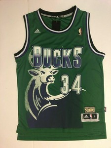 bucks retro jersey