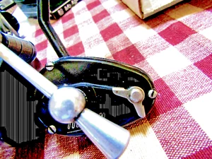 ~Vintage Mitchell {HALF BAIL}~ ~~Spinning Reel~~ Made in France~~ - Picture 1 of 8