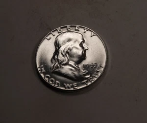 1955 Bugs Bunny Franklin Half Dollar * Gem BU * 90% Silver * XH123 - Picture 1 of 3