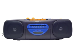 Sony CFS-E50 - AZUL/VERDE - Radio Cassette Boombox - 1994 RARO CON Cable *LEER* - Imagen 1 de 7