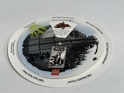 LEGO Star Wars Toys R Us Stormtrooper Brick Exclusivo 2015 y 2007 Lista de verificación Foto 1 de 4