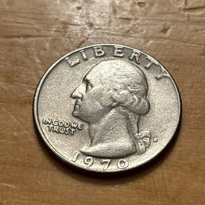 1970 US Copper Quarter D Mint Mark Error Coin Liberty Letters on the Rim - Image 1 of 4