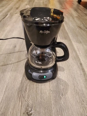 Mr. Coffee 4-Cup Mini Coffee Maker Machine TF5 Switch Pause-n-Serve TESTED WORKS - Image 1 of 4