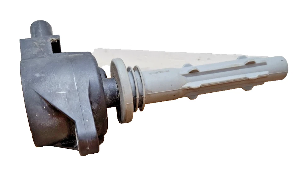 2006–2011 Mercedes-Benz R350 ML350 E350 C350 Ignition Coil Delphi GN10235 OEM - Image 1 of 4