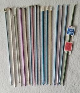 Pre-owned  Set of 17 Crochet Hooks 14 inches length Bates, Boye, Hero, LeeWard - Picture 1 of 12