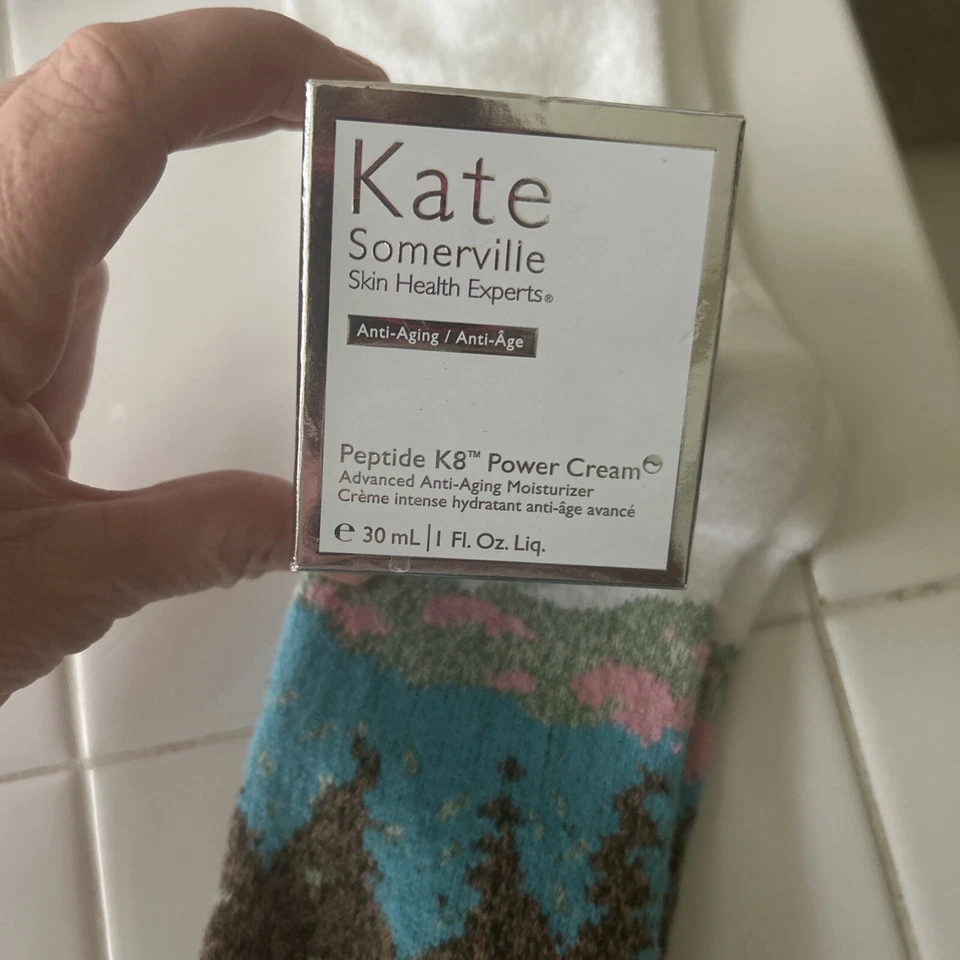 Crema eléctrica Kate Somerville Peptide K8 nueva en caja, 1 OZ Crema hidratante, venta al por menor $158 Foto 1 de 4