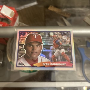 2022 Topps Archives Ivan Rodriguez Big Foil #88BF-42 Texas Rangers