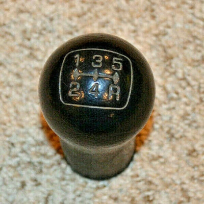 00 01 02 03 04 MITSUBISHI ECLIPSE GEAR SHIFT KNOB 5 SPEED OEM AUTHENTIC  Foto 1 de 4