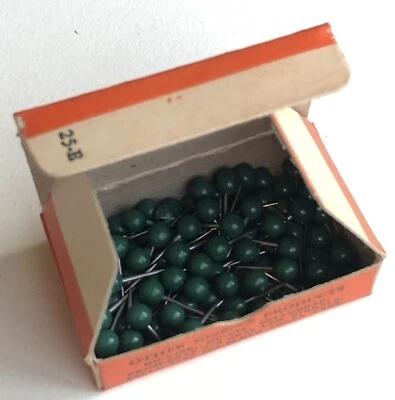 Vintage GRAFFCO Map Tacks Green Plastic Head Size M6 Medium 100pk USA - Image 1 of 4