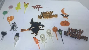 20 Vtg Cupcake Cake Topper Floral Picks Halloween Easter Thanksgiving Christmas - Picture 1 of 11