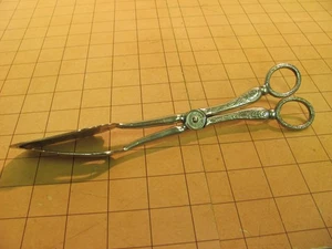 Vintage Interpur Silver Plated Cake Tongs - Picture 1 of 11
