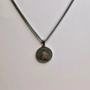 Men’s Stainless Steel Religious Round Pendant Necklace - Bild 1 von 3